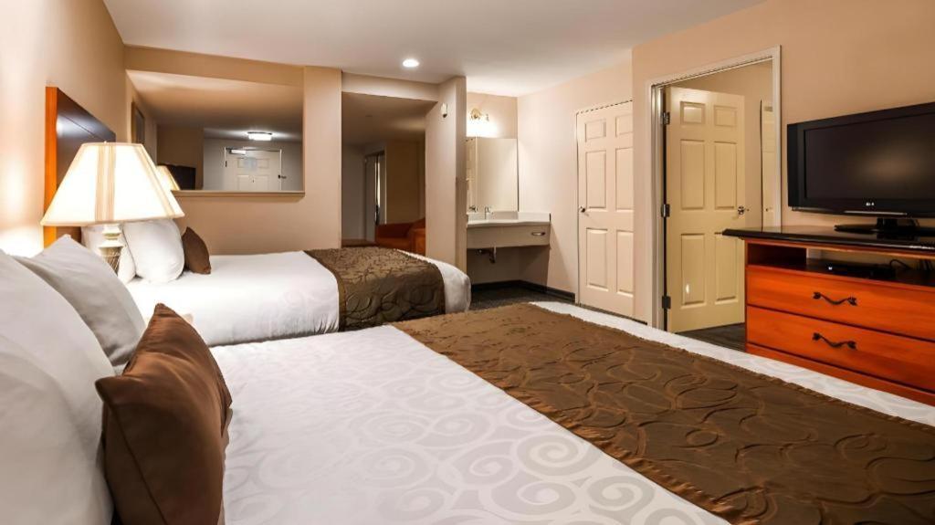 Best Western Plus Twin View Inn And Suites Redding Ngoại thất bức ảnh