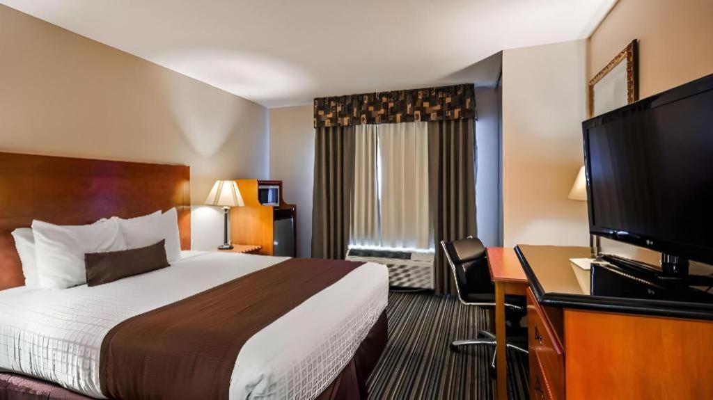 Best Western Plus Twin View Inn And Suites Redding Ngoại thất bức ảnh