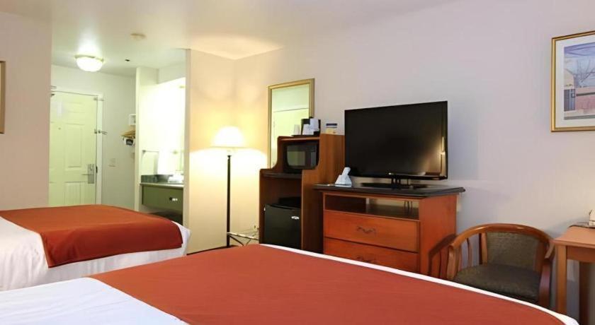 Best Western Plus Twin View Inn And Suites Redding Ngoại thất bức ảnh